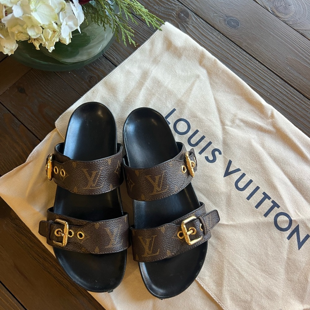 Louis Vuitton Bom Dia Flat Comfort Mule Sandals
